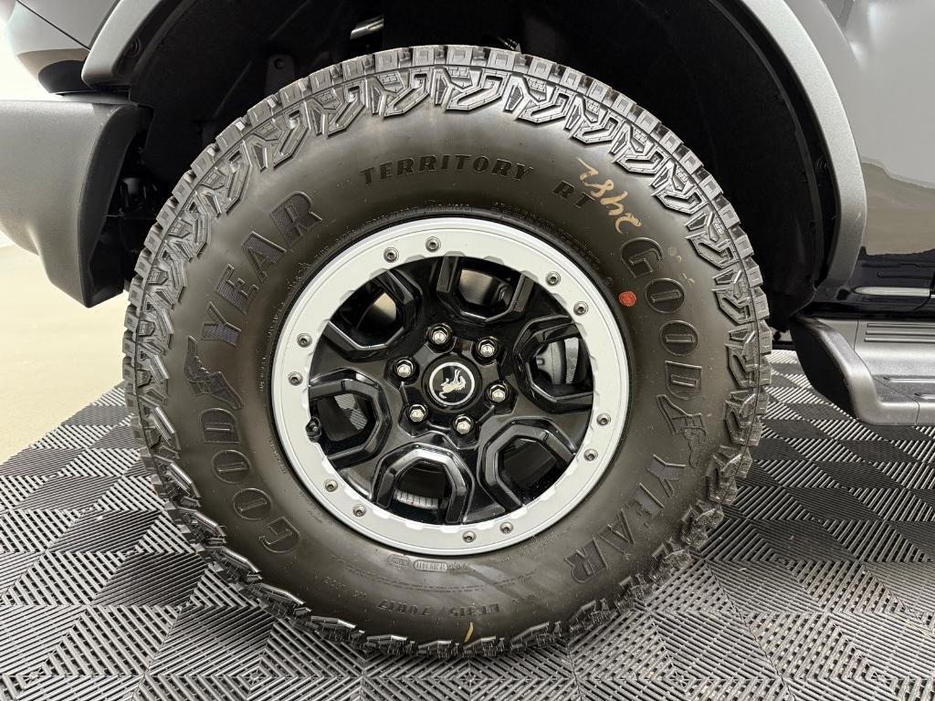 new 2025 Ford Bronco car, priced at $61,009