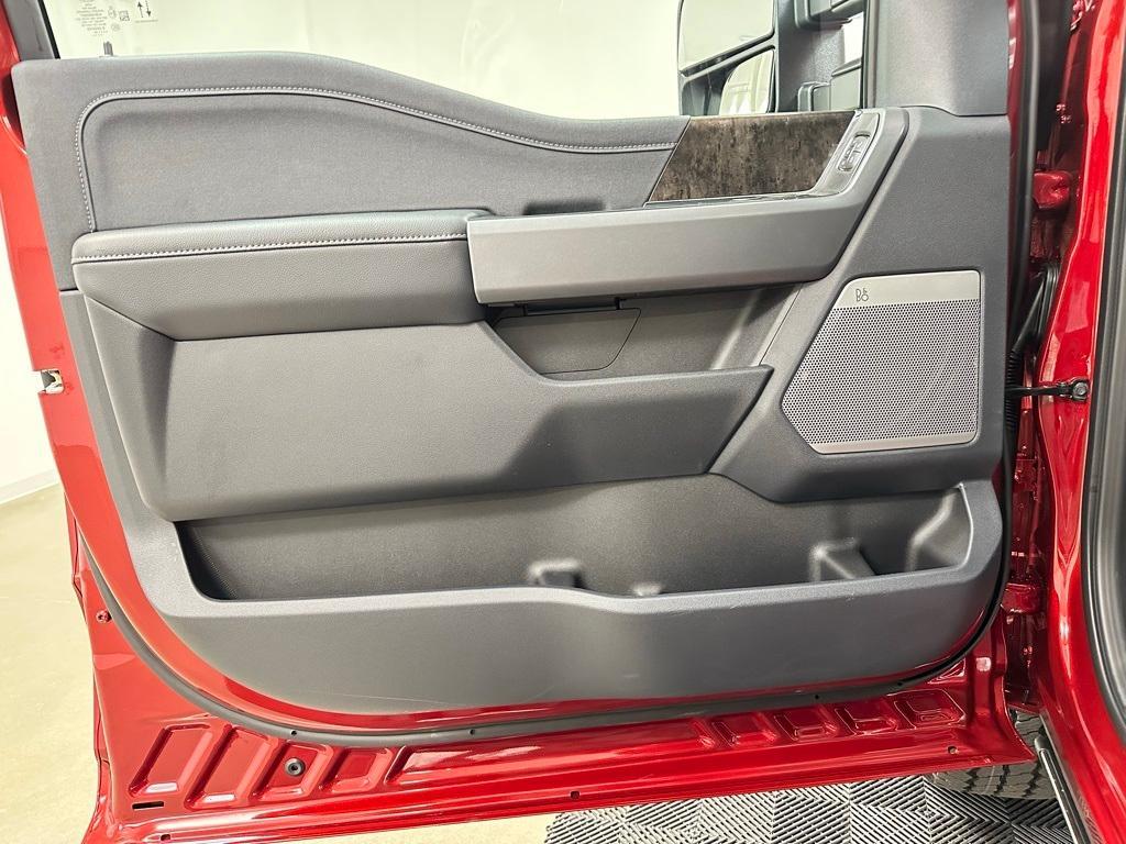 new 2025 Ford F-250 car, priced at $83,913