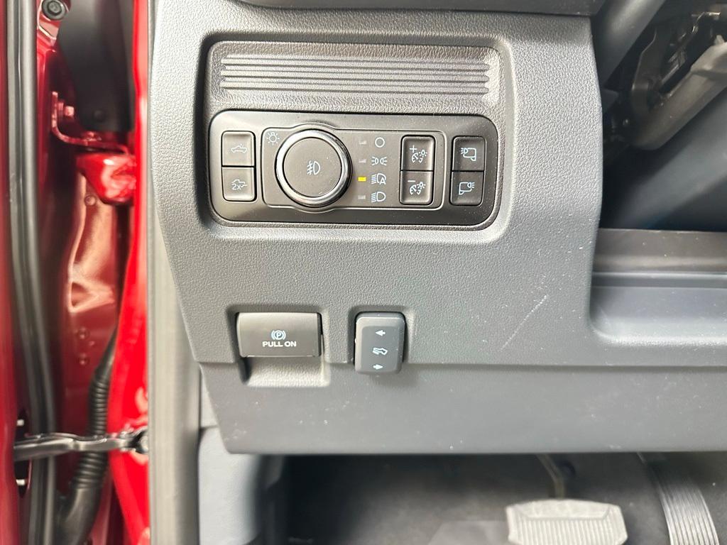 new 2025 Ford F-250 car, priced at $83,913