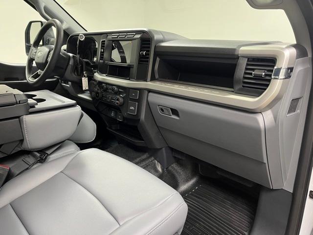 new 2024 Ford F-350 car, priced at $43,143