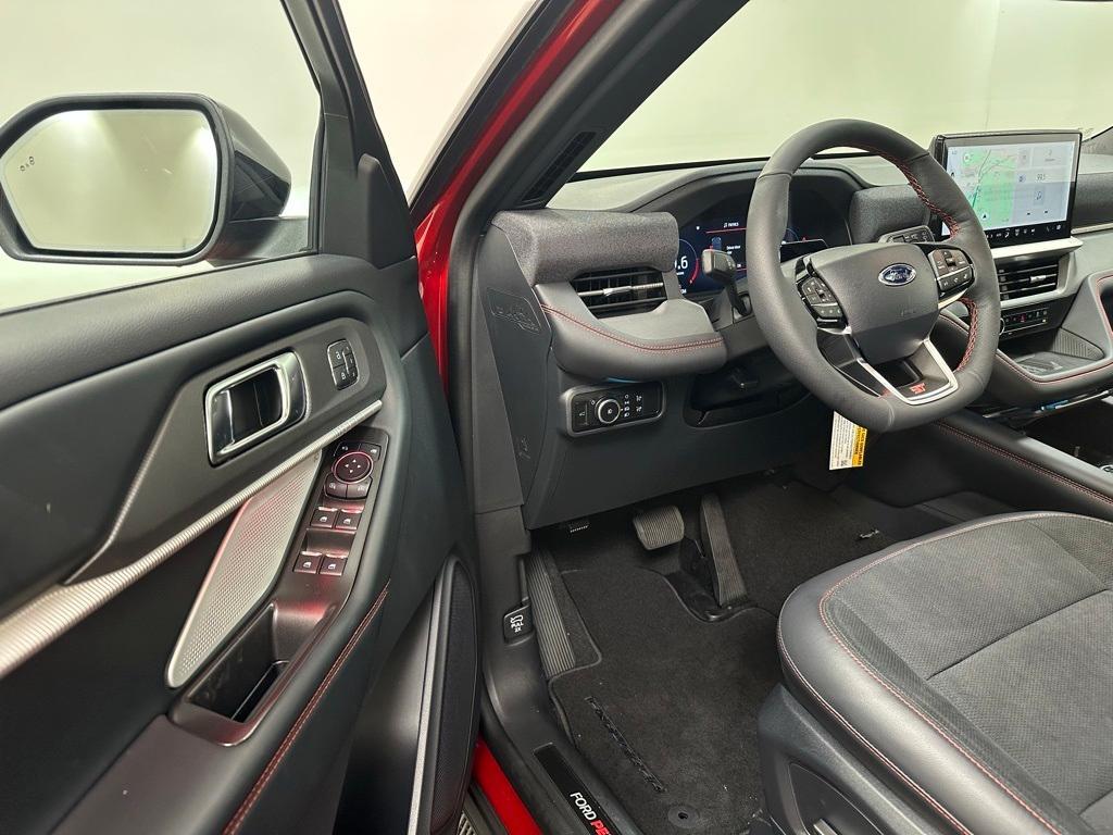new 2025 Ford Explorer car, priced at $61,725