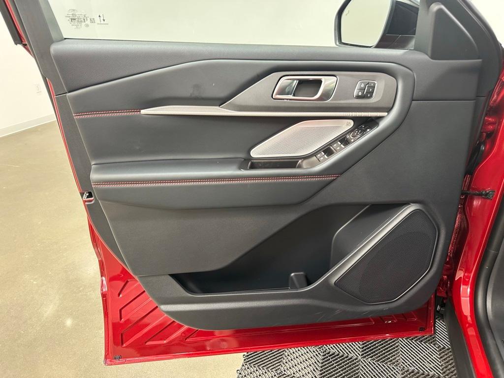 new 2025 Ford Explorer car, priced at $61,725