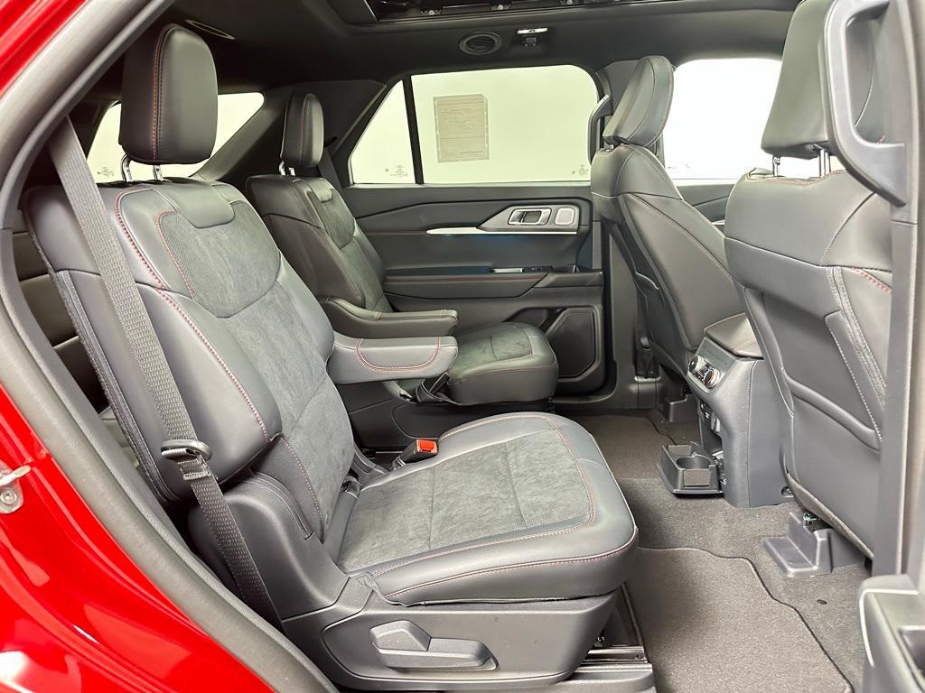 new 2025 Ford Explorer car, priced at $61,725