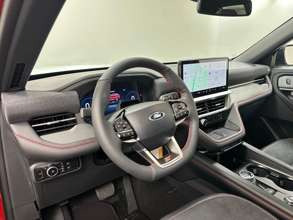 new 2025 Ford Explorer car, priced at $61,725