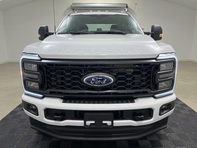 new 2024 Ford F-350 car, priced at $61,870