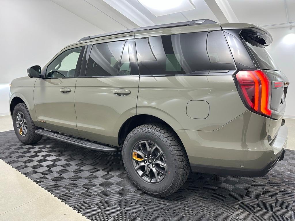 new 2025 Ford Expedition car, priced at $83,025