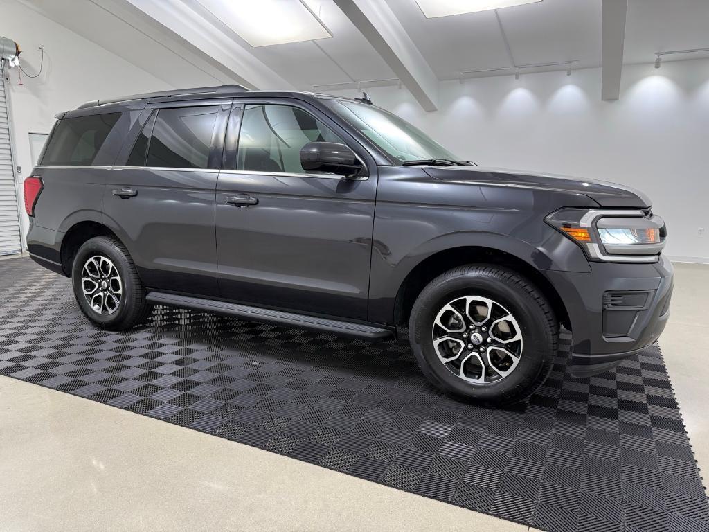 used 2024 Ford Expedition car, priced at $48,880