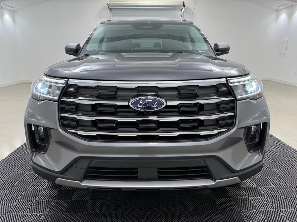 new 2025 Ford Explorer car, priced at $45,818