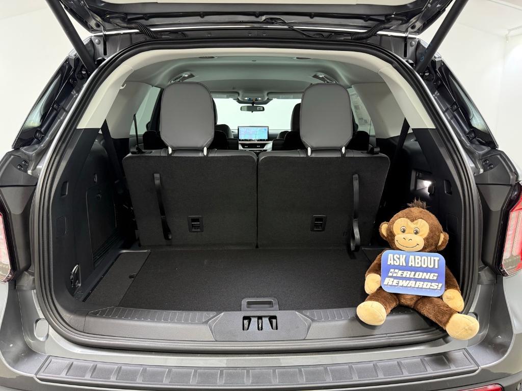 new 2025 Ford Explorer car, priced at $45,818
