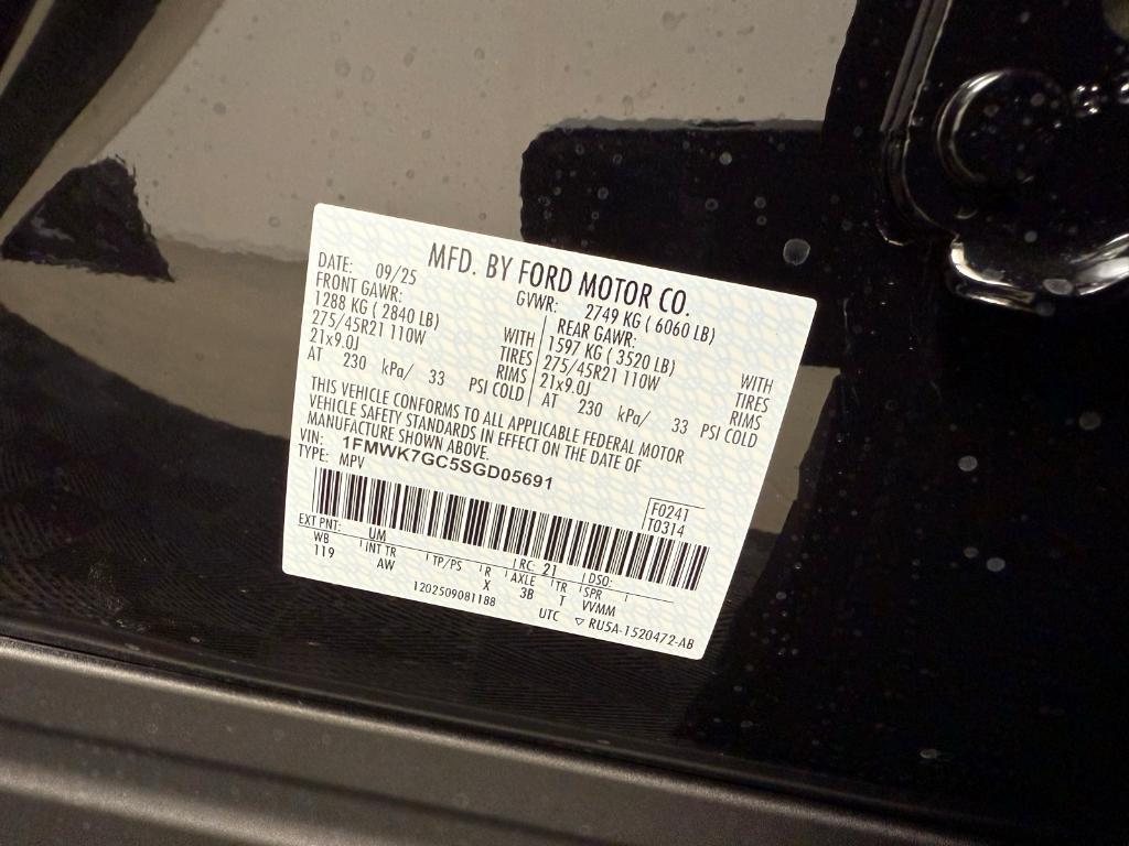 new 2025 Ford Explorer car, priced at $53,416