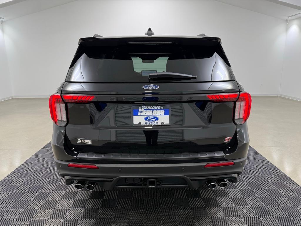 new 2025 Ford Explorer car, priced at $53,416