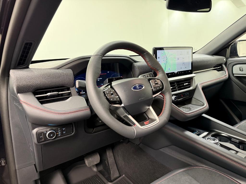 new 2025 Ford Explorer car, priced at $53,416
