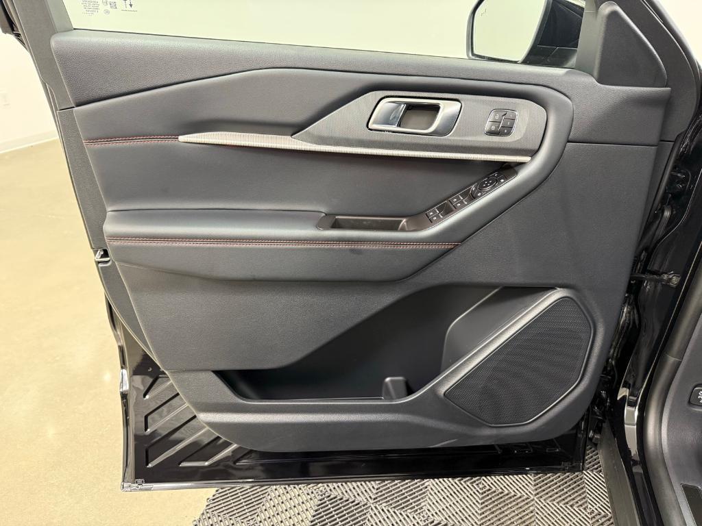 new 2025 Ford Explorer car, priced at $53,416