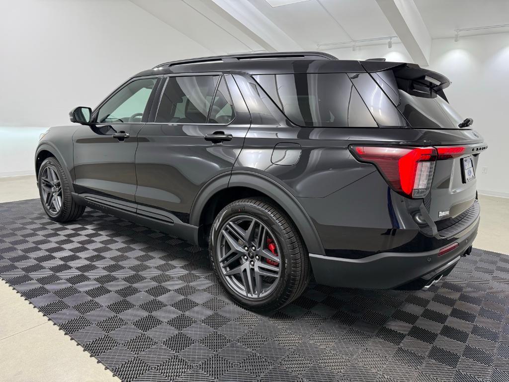 new 2025 Ford Explorer car, priced at $53,416