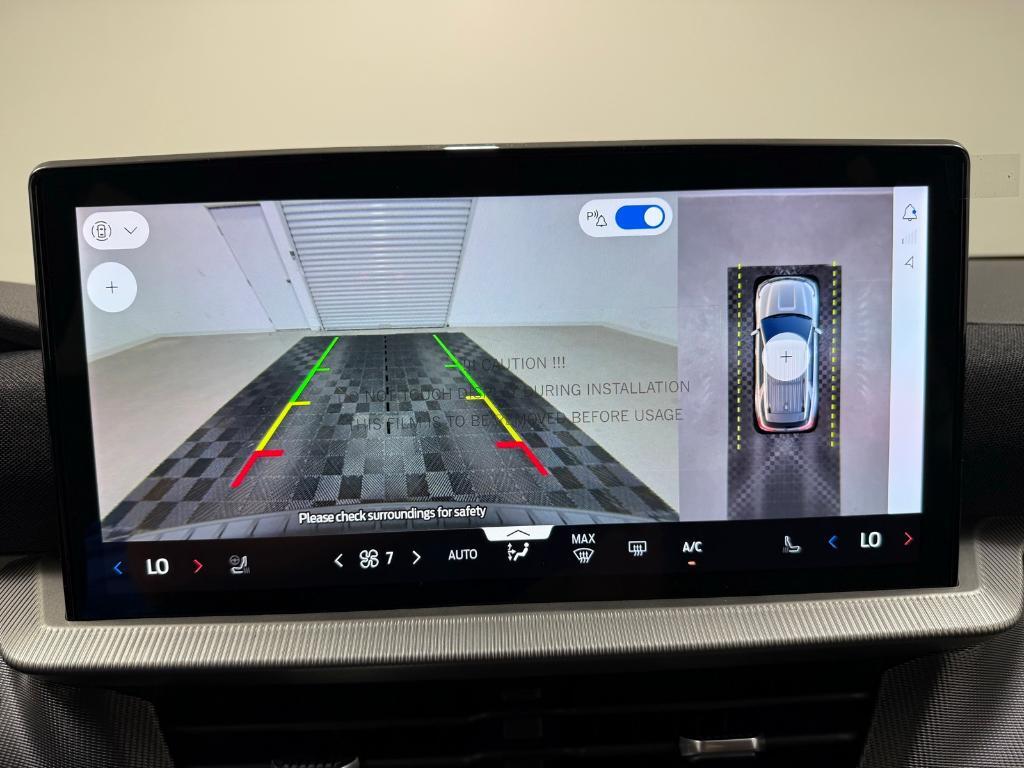 new 2025 Ford Explorer car, priced at $53,416