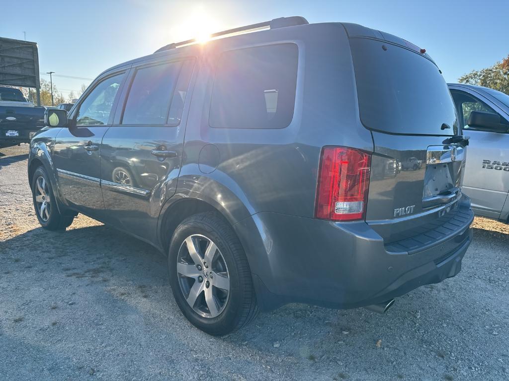 used 2013 Honda Pilot car, priced at $14,880