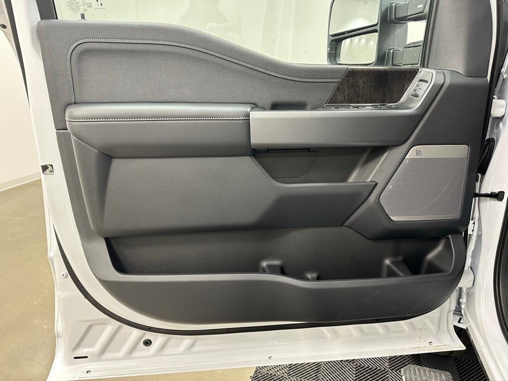 new 2025 Ford F-350 car, priced at $92,485