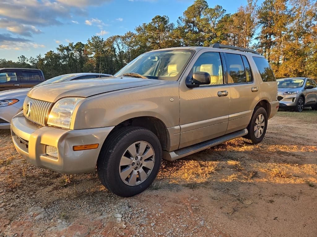 used 2006 Mercury Mountaineer car, priced at $5,880