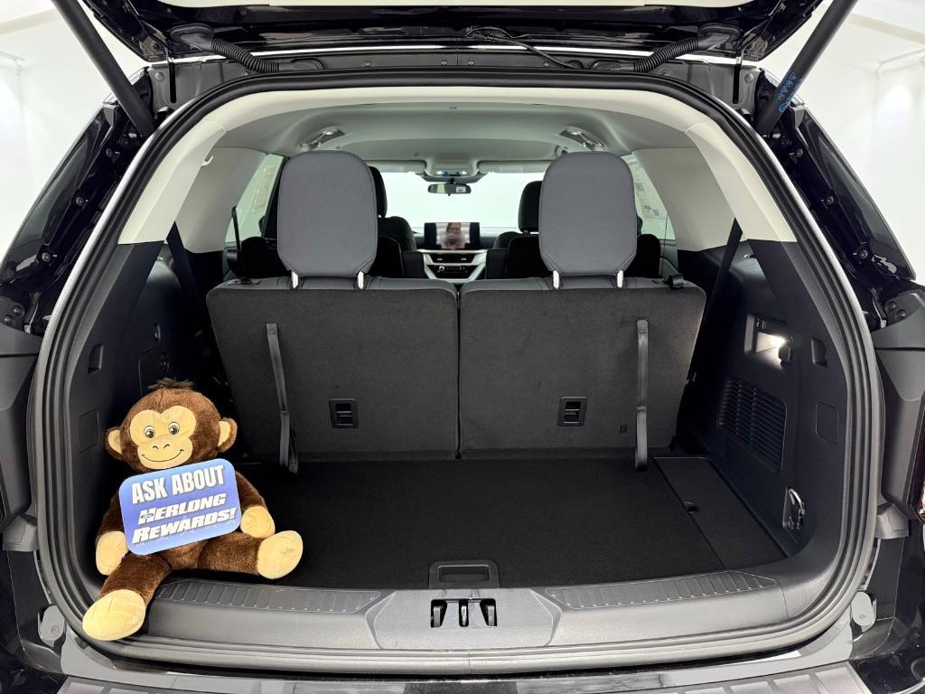 new 2025 Ford Explorer car, priced at $39,279