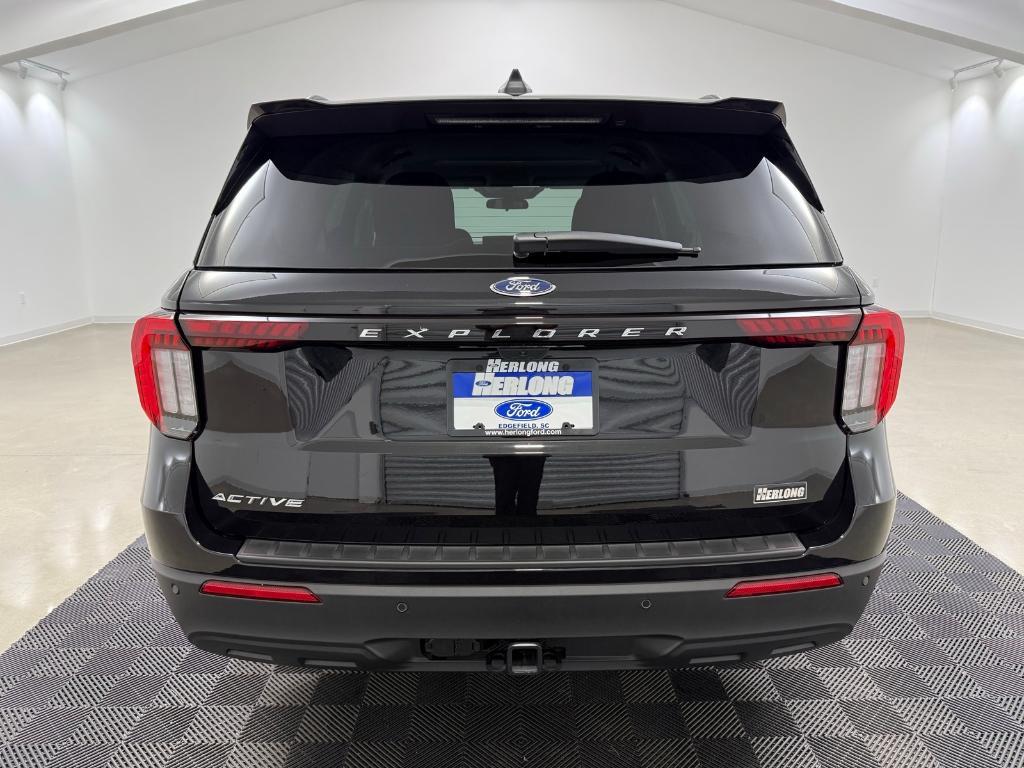new 2025 Ford Explorer car, priced at $39,279