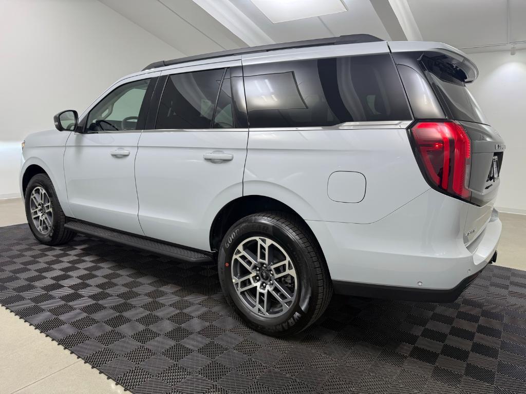 new 2025 Ford Expedition car, priced at $68,880