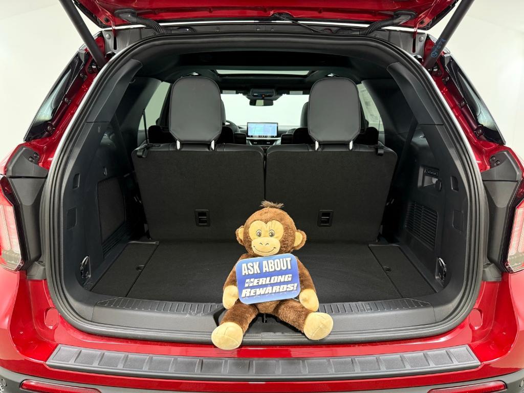 new 2025 Ford Explorer car, priced at $61,297