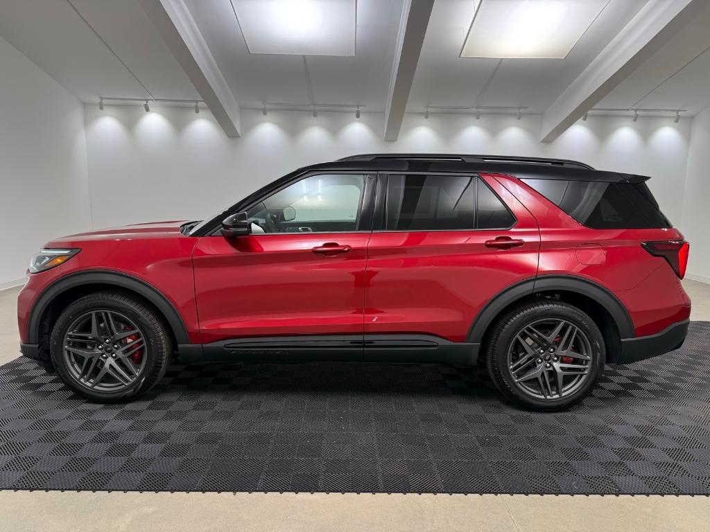 new 2025 Ford Explorer car, priced at $61,297