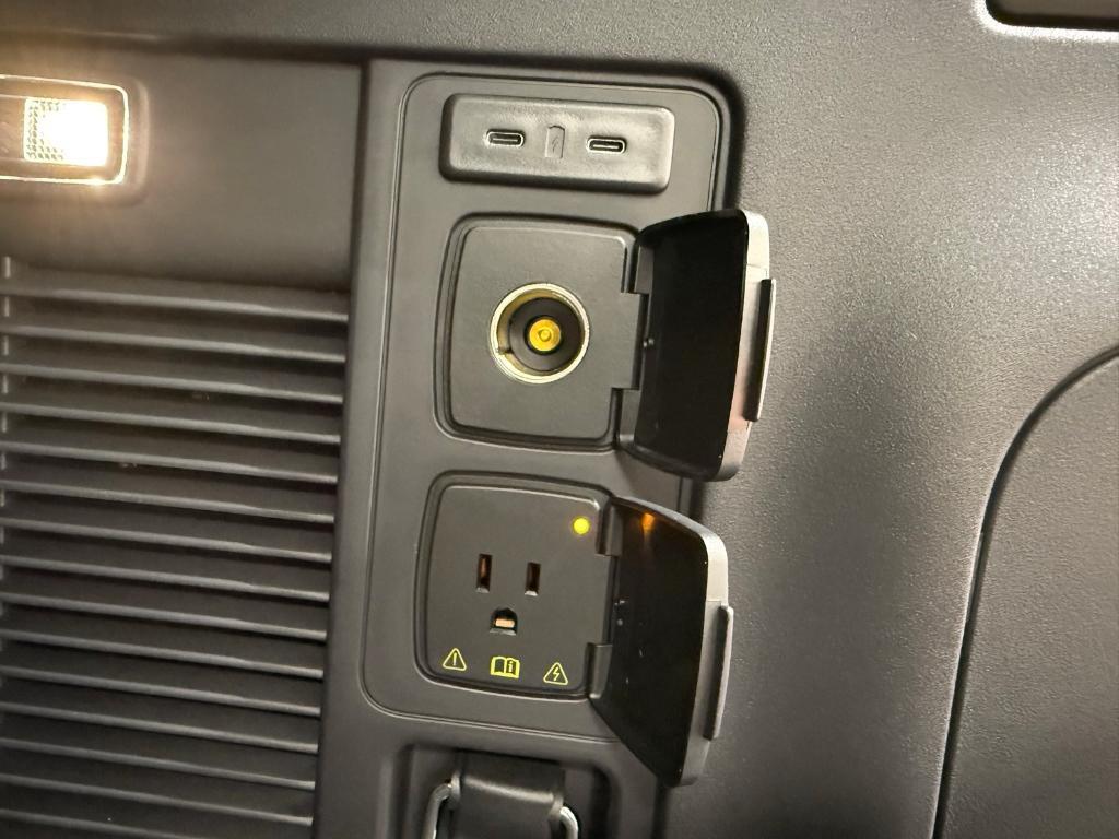 new 2025 Ford Expedition car, priced at $80,455