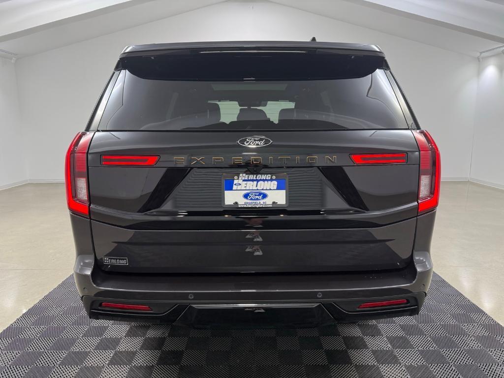 new 2025 Ford Expedition car, priced at $80,455