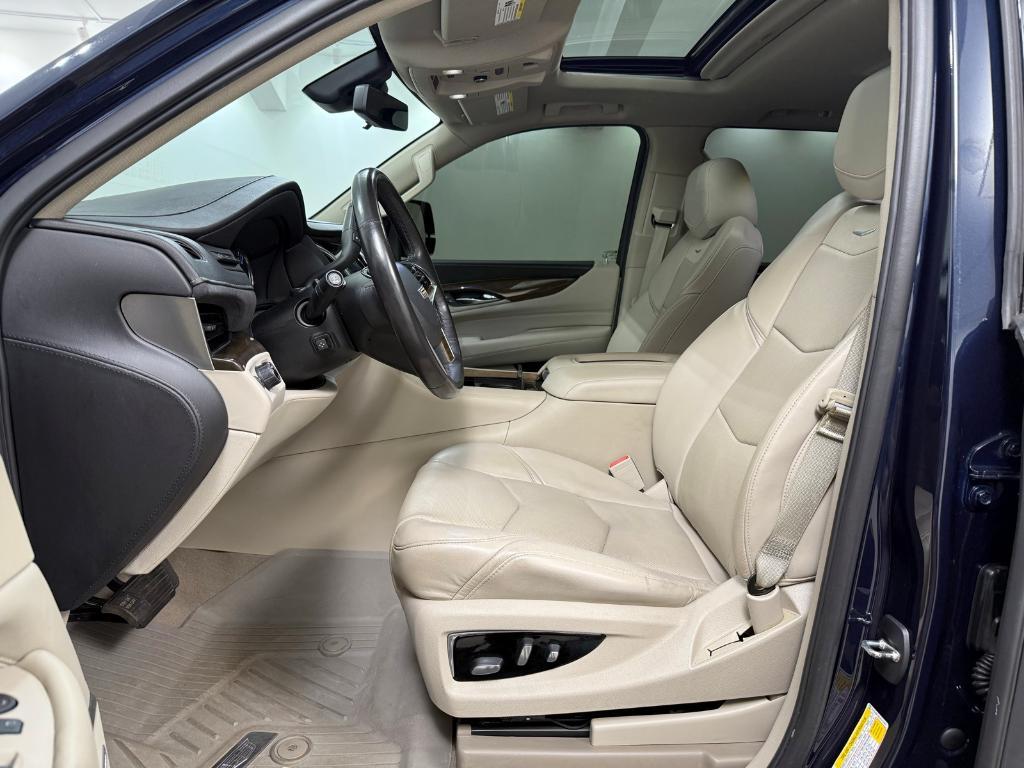 used 2020 Cadillac Escalade car, priced at $38,880