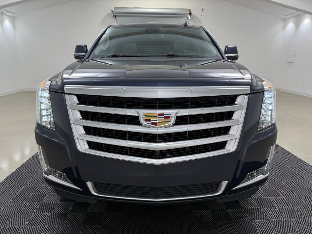 used 2020 Cadillac Escalade car, priced at $38,880