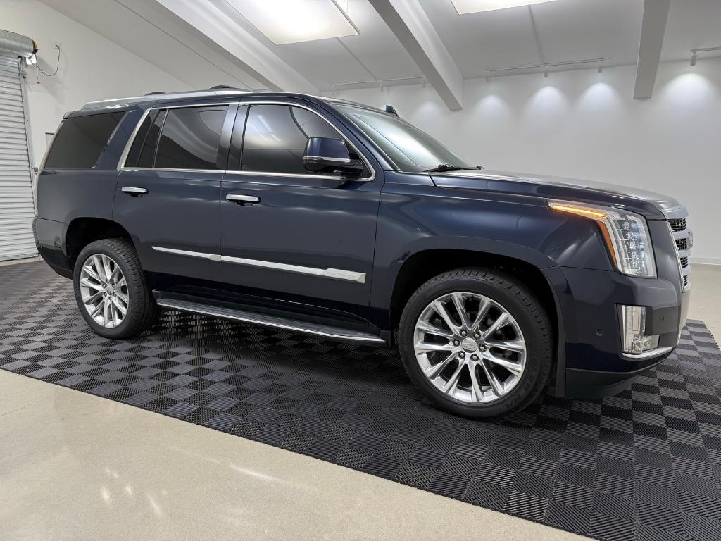 used 2020 Cadillac Escalade car, priced at $38,880