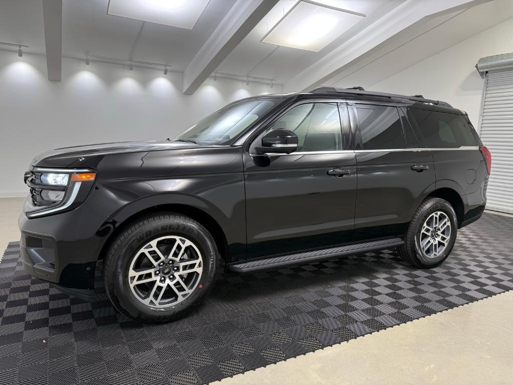 new 2025 Ford Expedition car, priced at $67,880