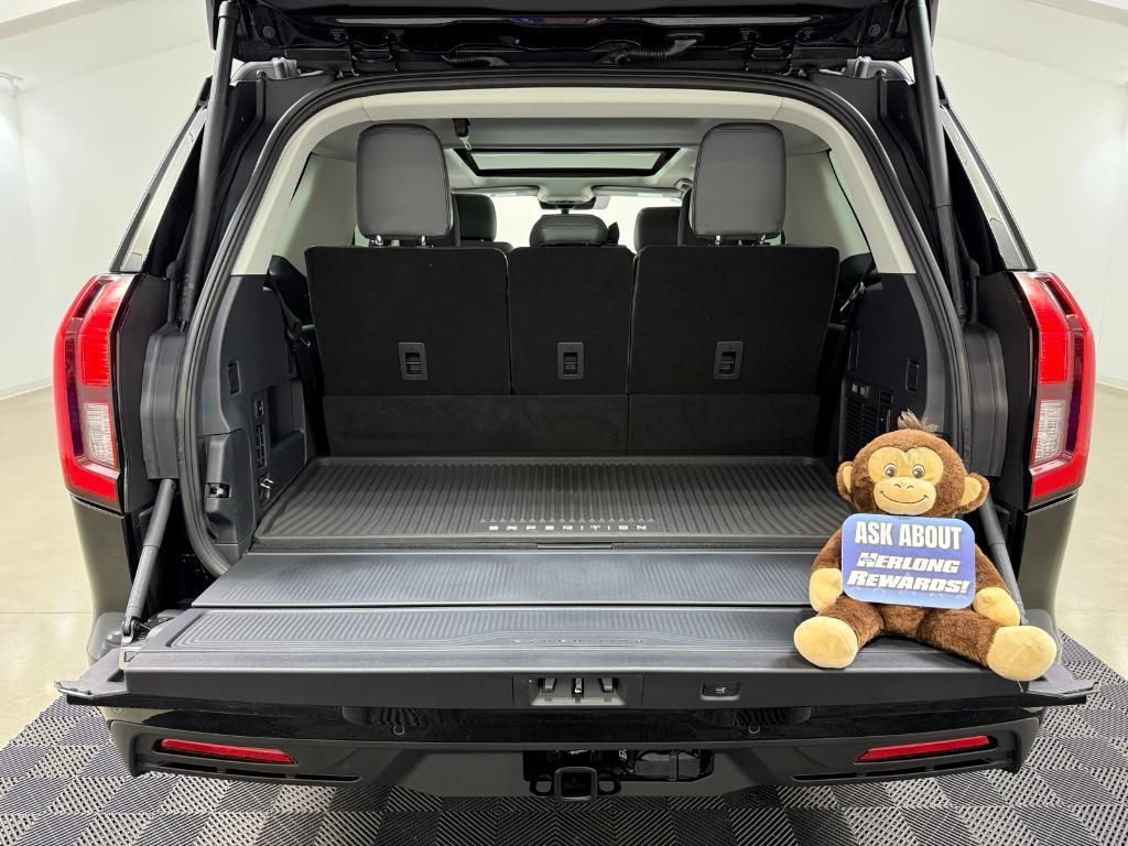 new 2025 Ford Expedition car, priced at $67,880