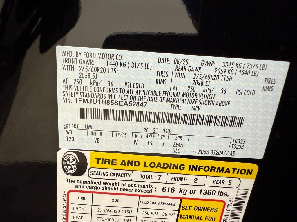 new 2025 Ford Expedition car, priced at $67,880