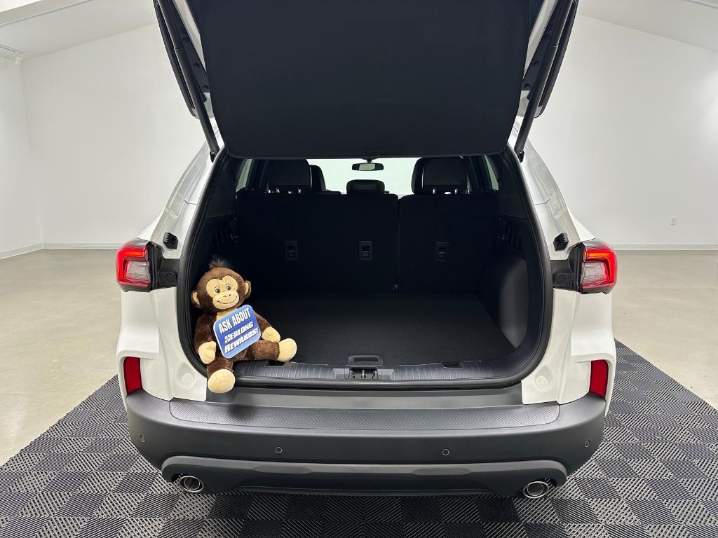 new 2025 Ford Escape car, priced at $33,329