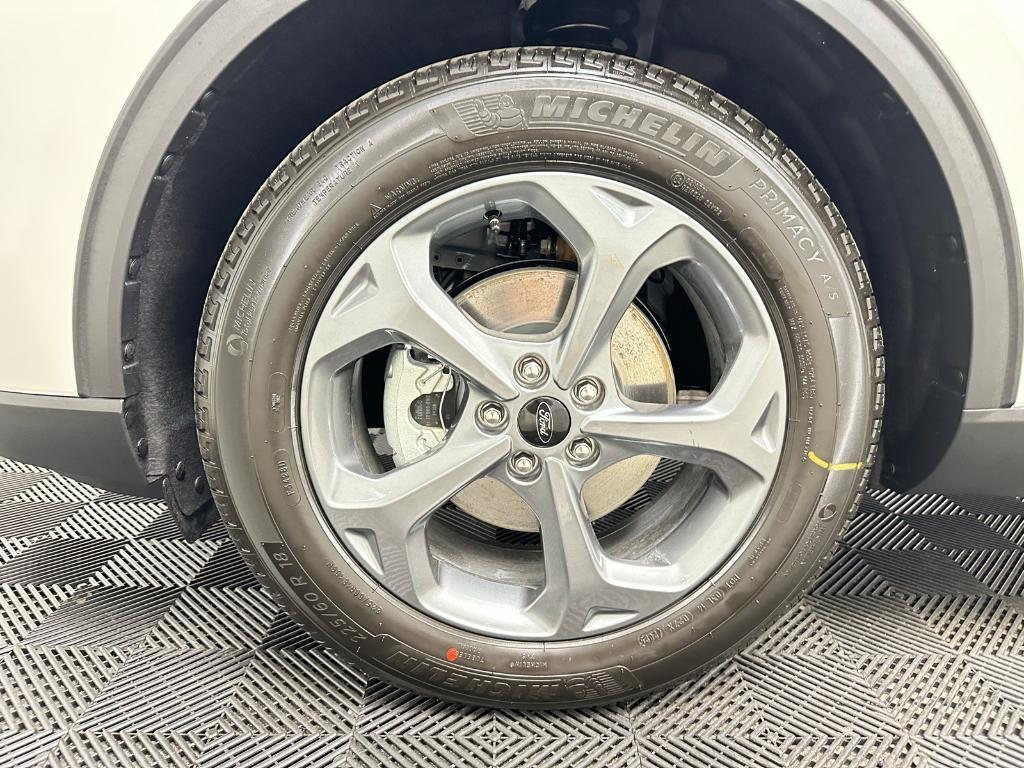 new 2025 Ford Escape car, priced at $33,329