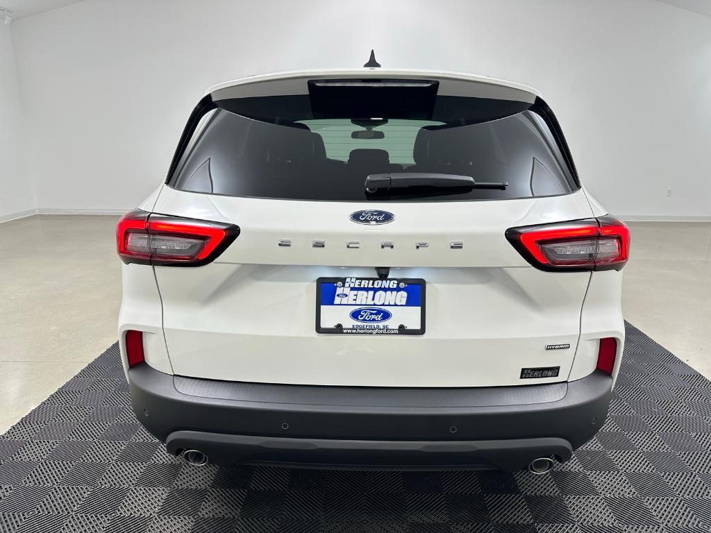 new 2025 Ford Escape car, priced at $33,329