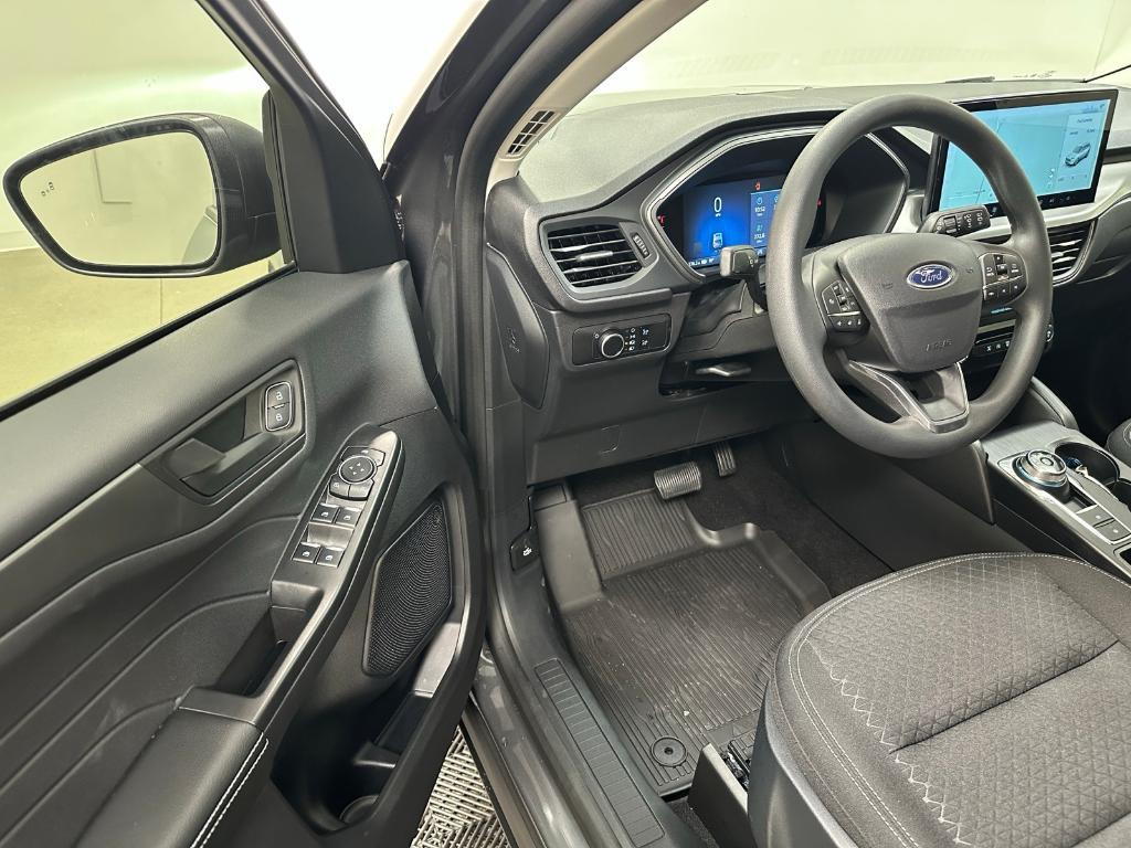 new 2025 Ford Escape car, priced at $30,764