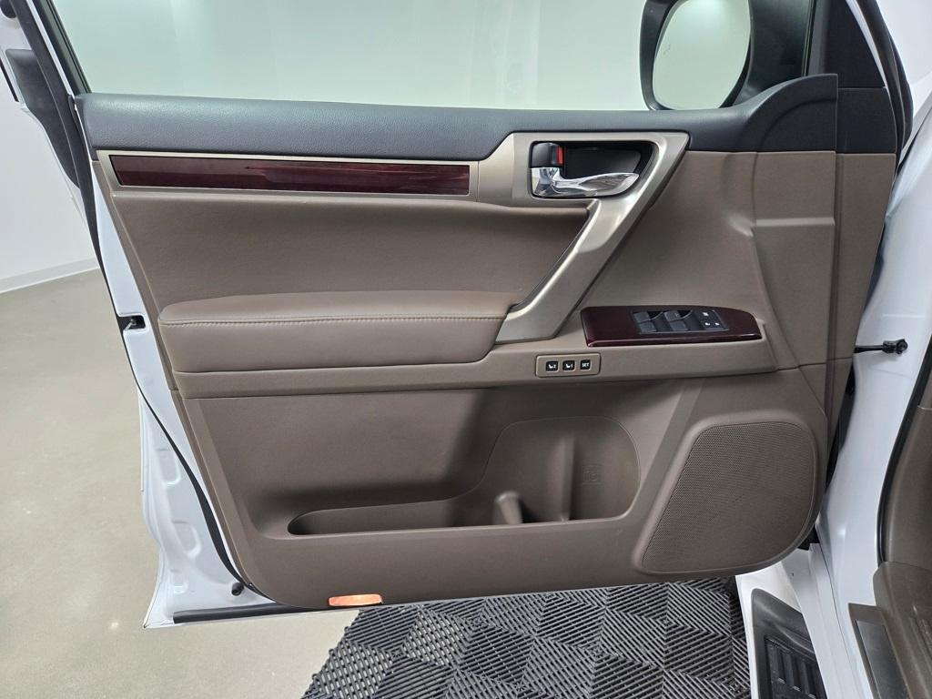 used 2017 Lexus GX 460 car, priced at $25,380