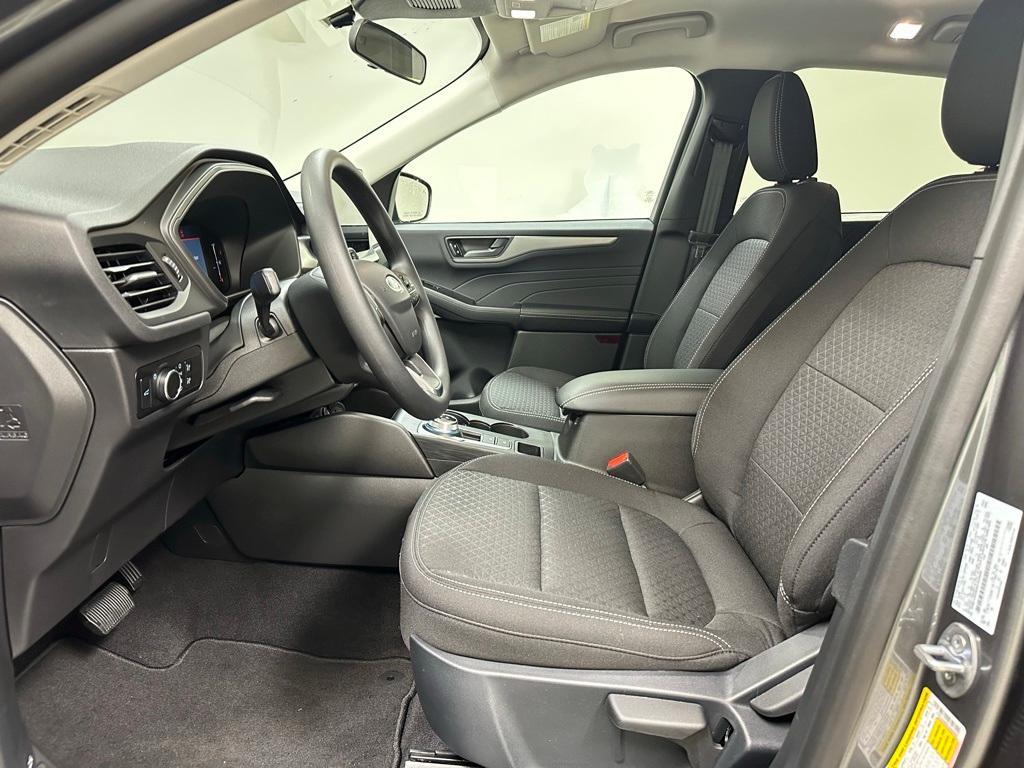 new 2025 Ford Escape car, priced at $29,914