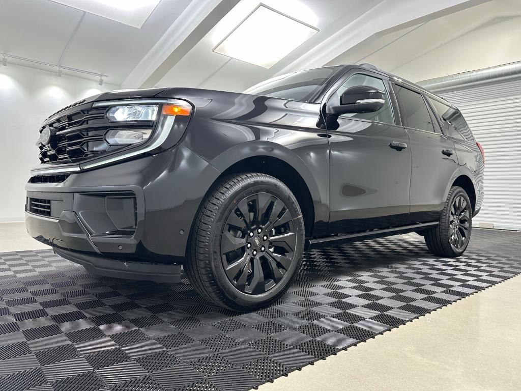 new 2025 Ford Expedition car, priced at $79,995