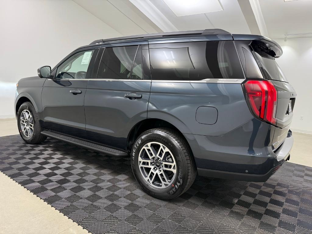 new 2025 Ford Expedition car, priced at $69,480