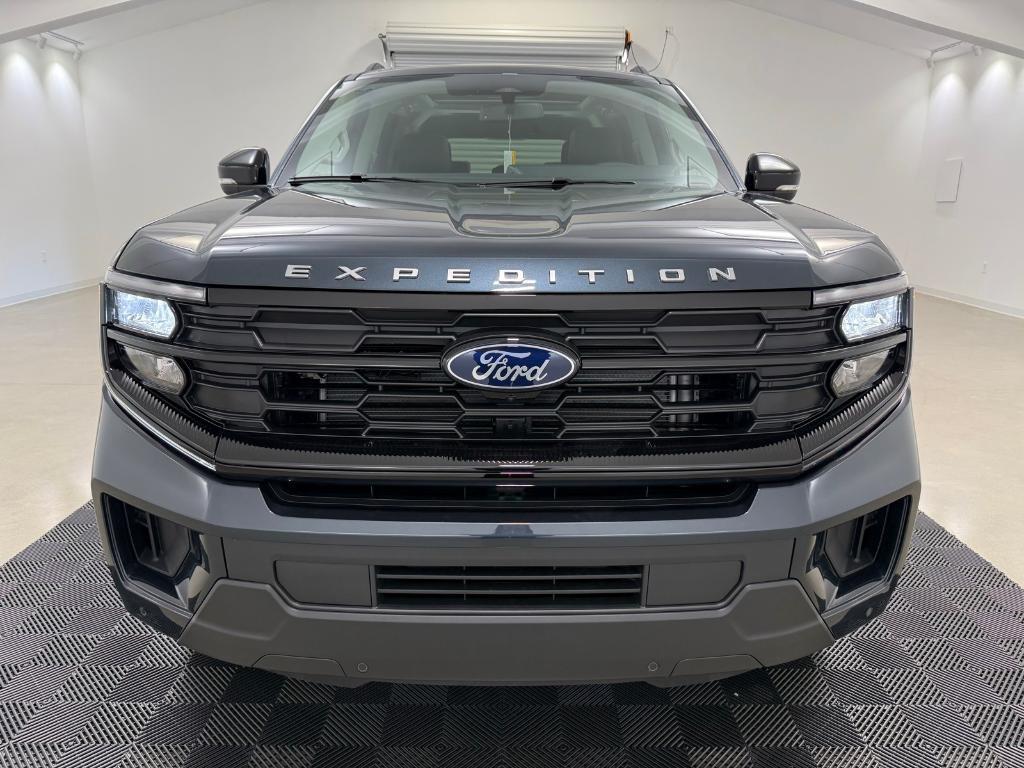 new 2025 Ford Expedition car, priced at $69,480