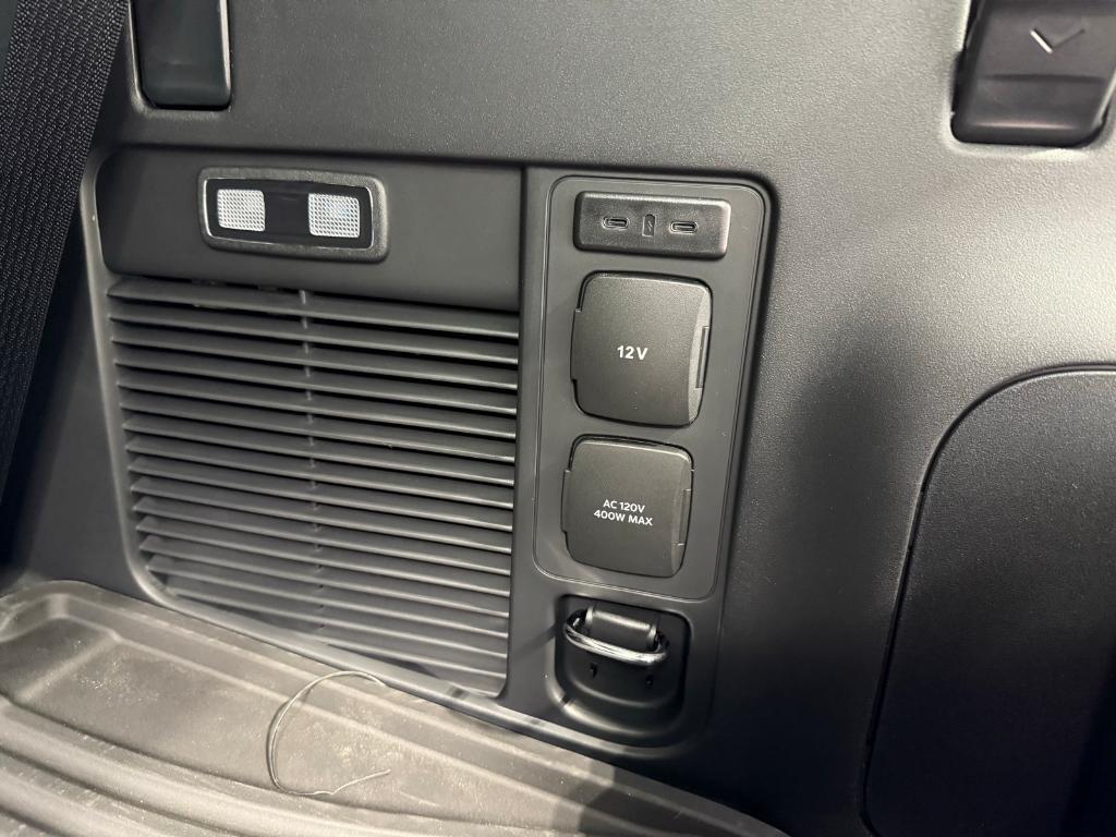 new 2025 Ford Expedition car, priced at $69,480