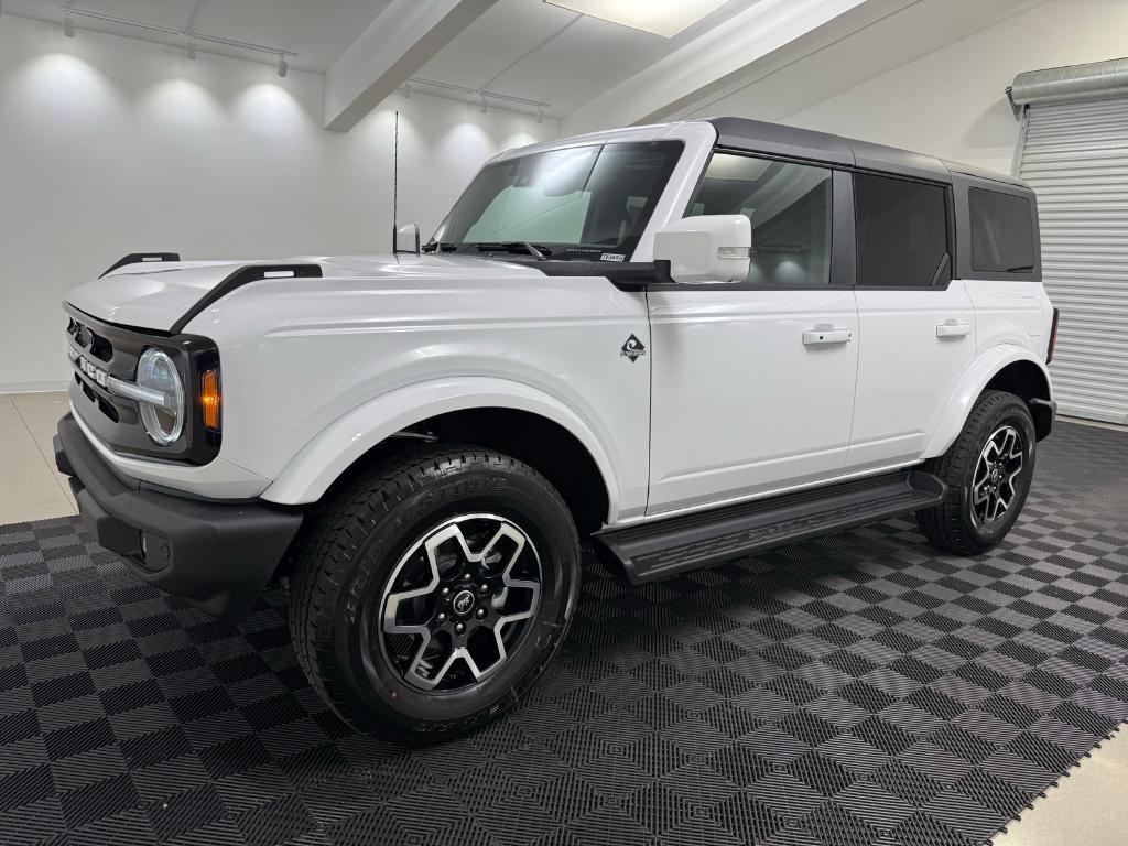 new 2025 Ford Bronco car, priced at $53,944