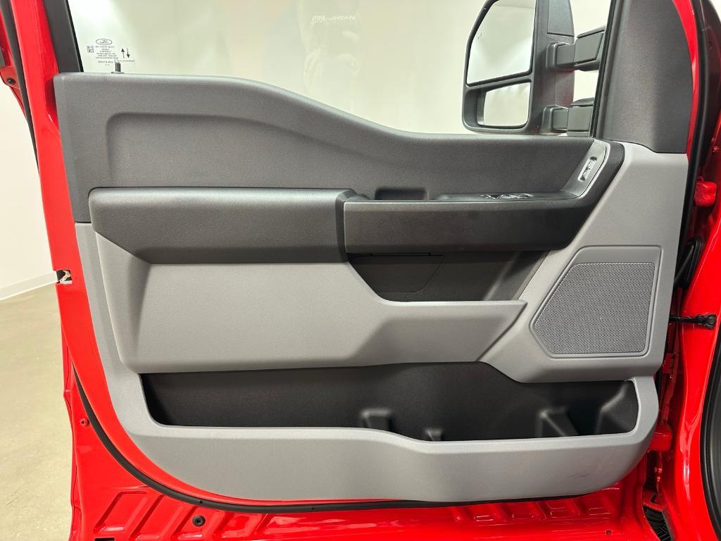new 2025 Ford F-350 car, priced at $68,191