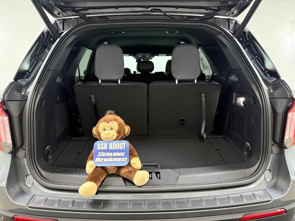 new 2025 Ford Explorer car, priced at $45,328