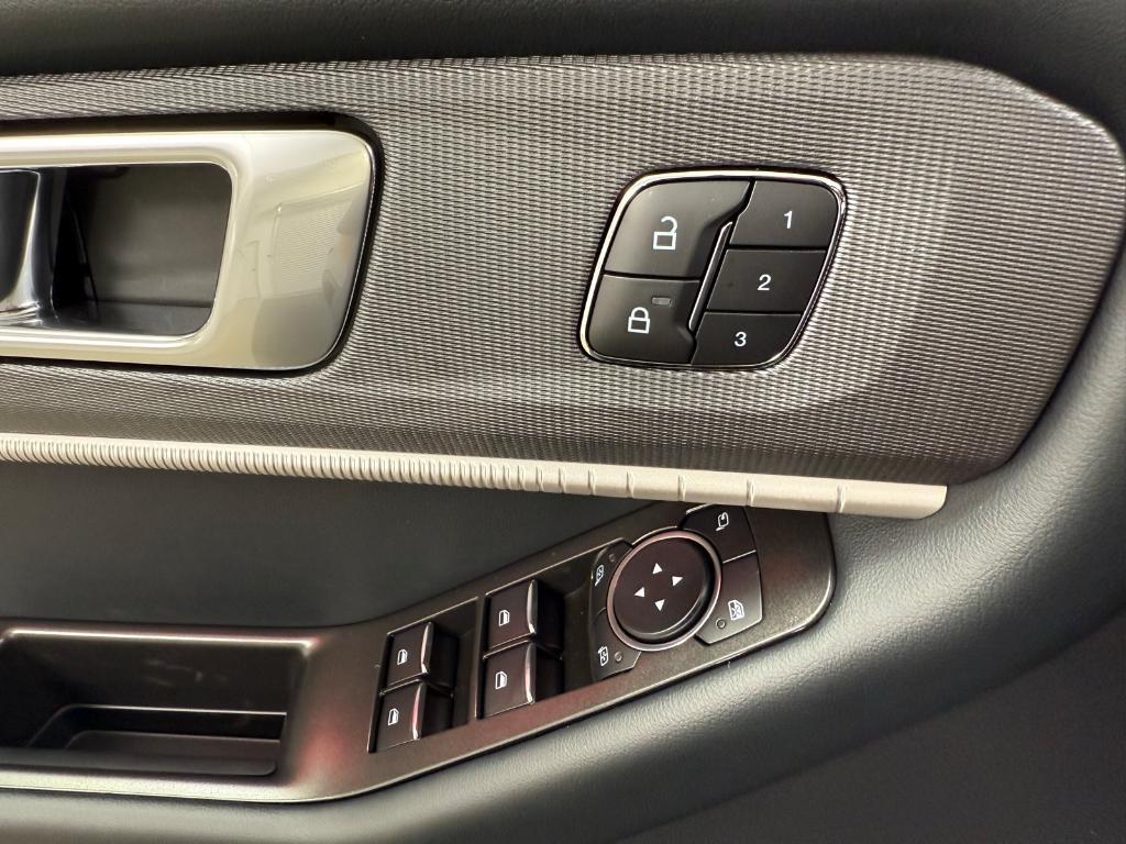 new 2025 Ford Explorer car, priced at $45,328