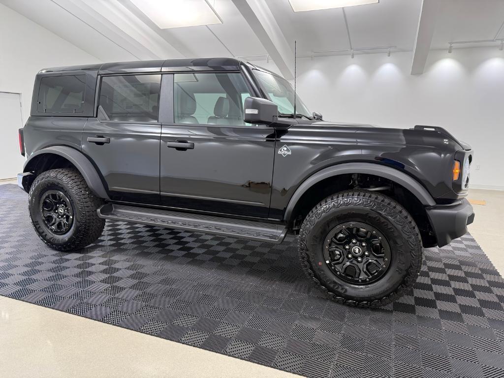 new 2025 Ford Bronco car, priced at $61,577